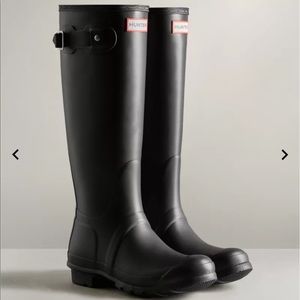 Hunter rain boots
